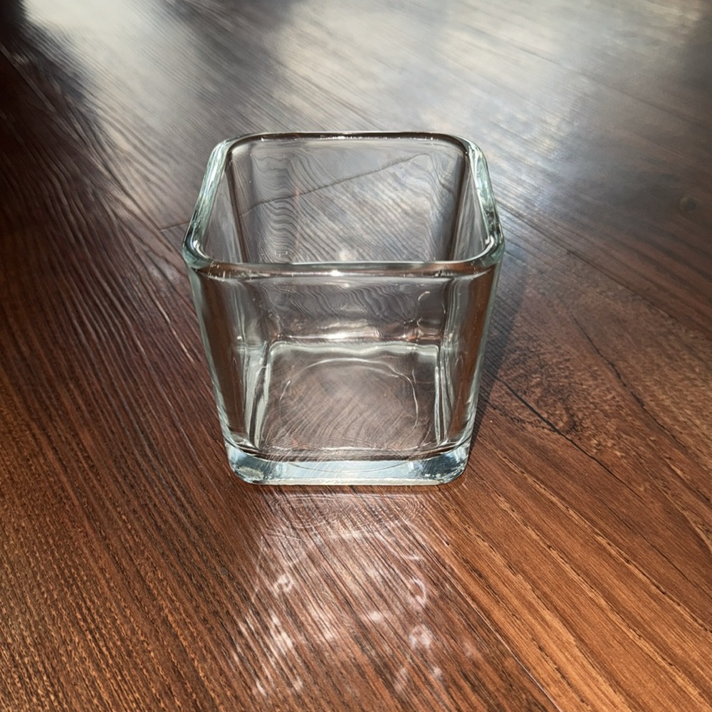 Glass Container Size OS Color Clear - Picture 2 of 6